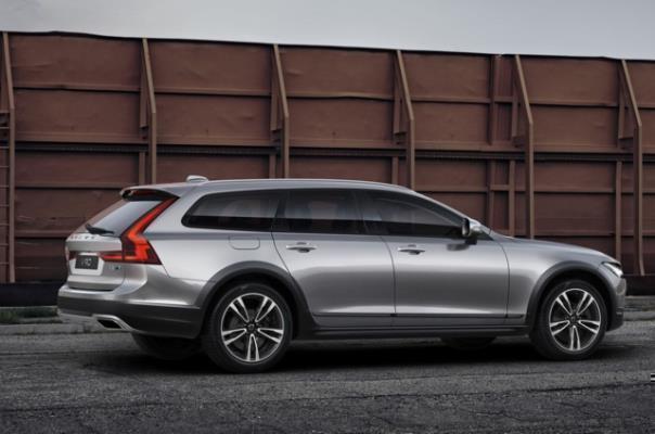 Volvo V90 Cross Country